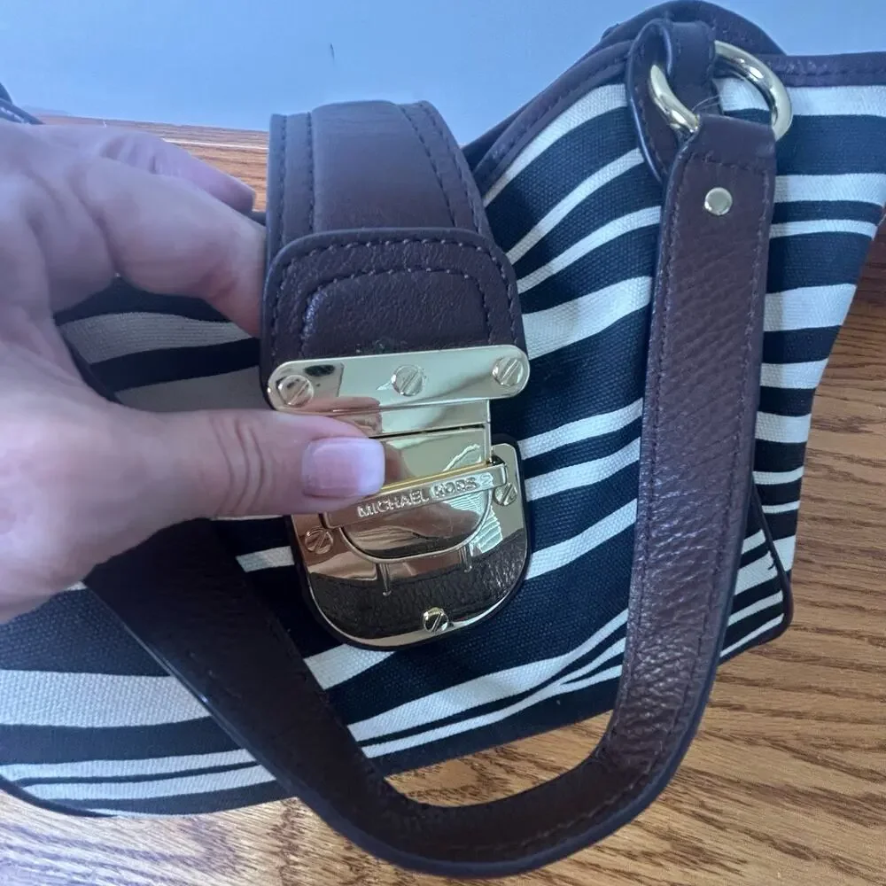 Michael Kors Bag Brown Gold Satchel Leather - Picture 9 of 13